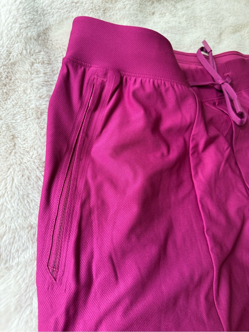 NWT Lululemon License to Train Short 7” LL *Pique Magenta Purple Size M - Picture 8 of 13